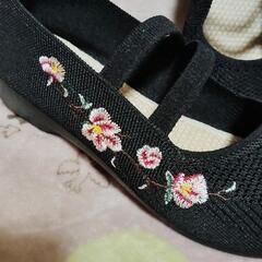 未使用 バラの刺繍 バレエシューズ風の画像