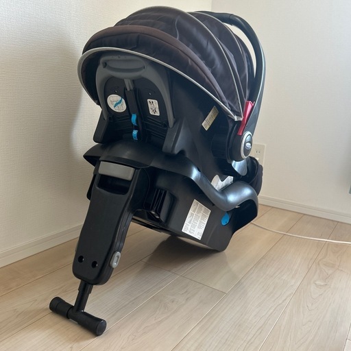 GRACのチャイルドシート着脱式
