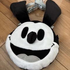 ディズニー　オズワルド　肩掛けポーチ