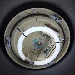 東芝　照明　天井取り付け　ライトの画像
