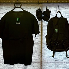 カワサキ モンスター KAWASAKI MONSTER 古着 / Tシャツ リュック ライディング手袋の画像