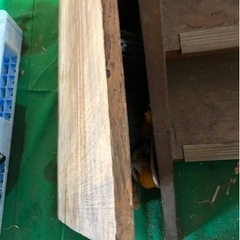 無垢の一枚板　2000×70 厚さ3くらいの画像