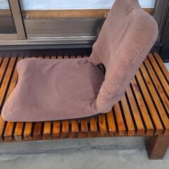 コンパクトな座椅子の画像