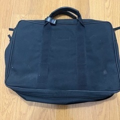 バッグ　黒の画像