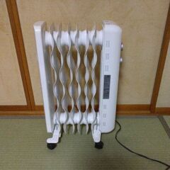 アイリスオーヤマ オイルヒーター IWH2-1208D-W