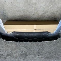 三菱　アウトランダーPHEV  リヤバンパーガーニッシュ　ブラックの画像