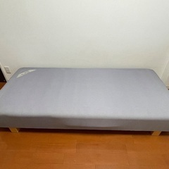 ベッド　IKEA
