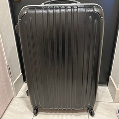 【受け渡し決定すみ】スーツケース(傷あり)