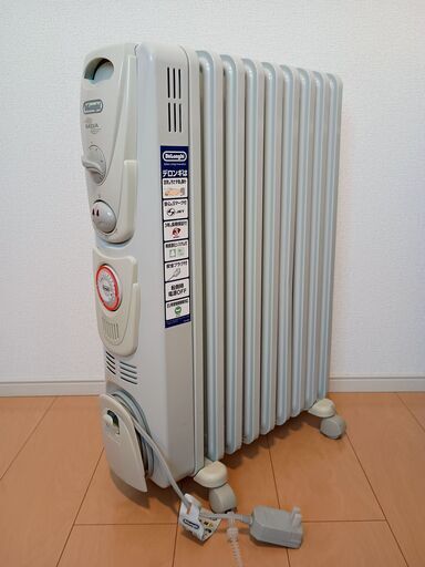 デロンギのオイルヒーターです