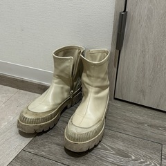 ジーナシス　ブーツ