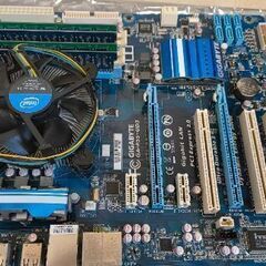 CPU マザーボード メモリ ビデオカードなど