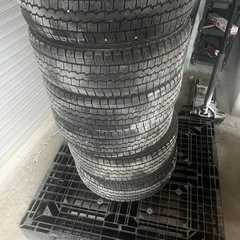 2tダンプ　スタッドレス6本セット195/75R15の画像