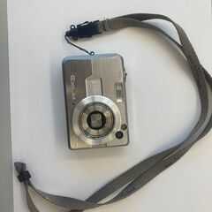 デシタルカメラ　カシオ　EX-Z850