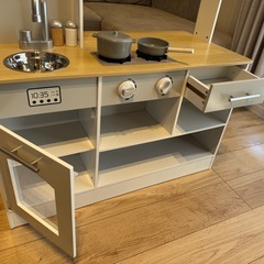 【美品】おままごとカウンターキッチンセットの画像