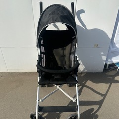 b型　軽い ベビーカーの画像