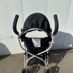 b型　軽い ベビーカーの画像