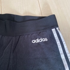 adidasスパッツ　約140の画像