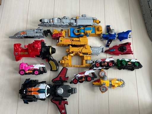 スーパー戦隊　ルパンレンジャー・パトレンジャー　おもちゃ