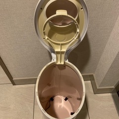 Ubbi オムツ入れペールの画像