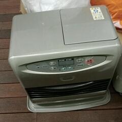 1208-021 石油ファンヒーター