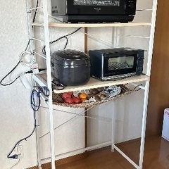 ラック、棚のみです(※電化製品は付属しません)