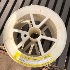 半自動溶接ワイヤー0.9ミリ12.5キロ
の画像