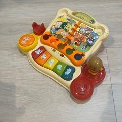 アンパンマン  ピアノ　絵本