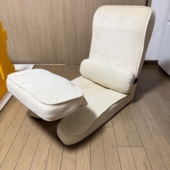 ニトリ ゲーミング座椅子2ベロア(BE)の画像
