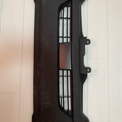 ハイエース　ナローボディ　6型前期　純正グリル