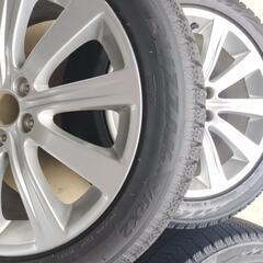 【取引中】スタッドレスタイヤ4本　タイヤサイズ　215/50R17