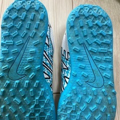 NIKEトレーニングシューズの画像