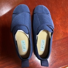 ほぼ新品！履き脱ぎ簡単、介護用シューズ👟の画像