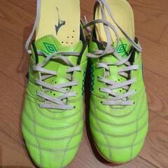 umbro 23.5cmスパイクの画像