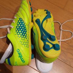 umbro 23.5cmスパイクの画像