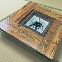 囲炉裏（いろり）テーブルの画像