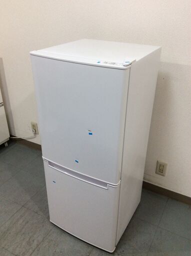 （3/20受渡済）JT9893【NITORI/ニトリ 2ドア冷蔵庫】2020年製 NTR-106 家電 キッチン 冷蔵冷凍庫 右開き 106L