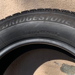 【コンパクトカーサイズ、値下げしました】スタッドレスタイヤ4本の画像
