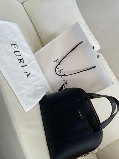 FURLAバック