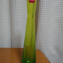 Baccarat花瓶・グリーンの画像
