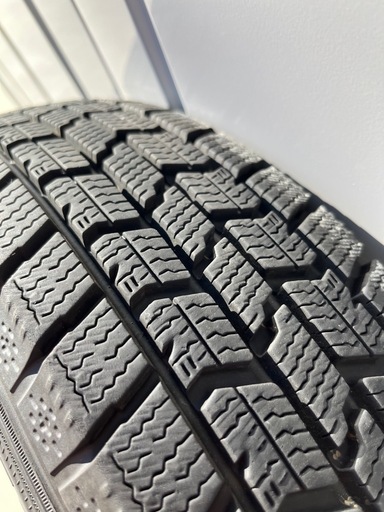 【値下げしました】軽自動車　145/80R13 タイヤ1シーズン 使用　スタッドレス