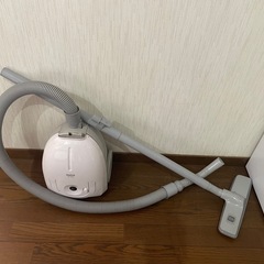 あげますサンヨー掃除機