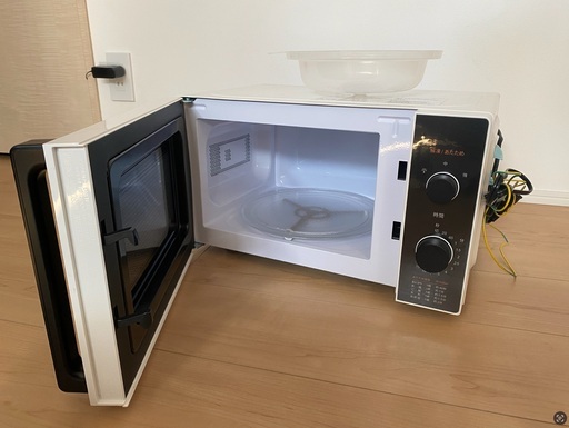 電子レンジ Comfee' CFM-CM174 Microwave with Turntable \u0026 Timer, 0.6 cu ft (17 L), Single Function, Easy Operation, Compact Size, Wide Chamber, 8 Power Levels, Defrosting, Warming, For Single-Person Households
