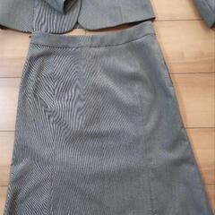 スカートスーツ　グレー　美品　9号の画像