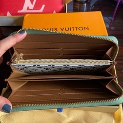 ルイヴィトン財布（決まりましたの画像