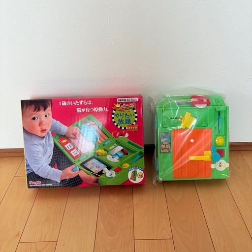 【美品】いたずら1歳やりたい放題 スマート本 クリスマスプレゼント おでかけ用に