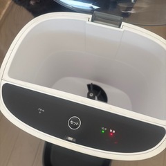 ペット（ニャン）自動給餌器　スマホ連動　の画像