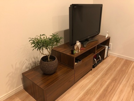 テレビボード