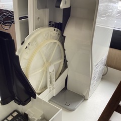 美原店　メ 2023年製　美品加湿 空気清浄機 ナノイーX 4.8兆 エコナビ搭載 の画像