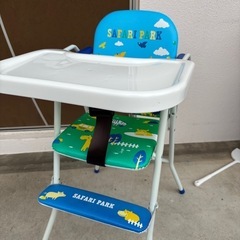子供用ハイチェアの画像