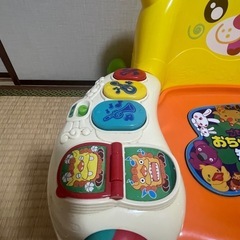 知育椅子　ごきげん！おちゃんこの知育peopleの画像